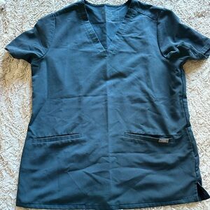 FIGS Women's dark harbor Blue Top